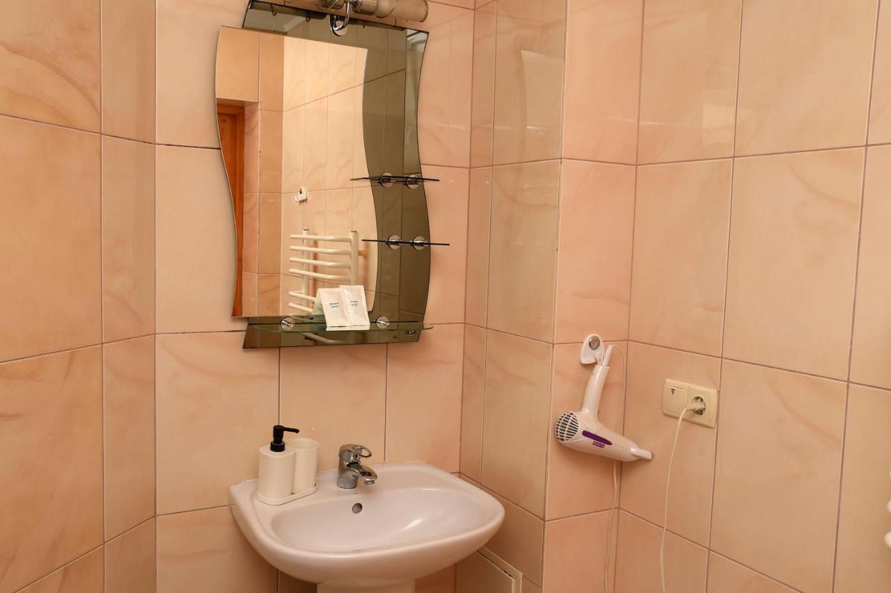 ירמכה Oskolok Dovbusha Mini-Hotel מראה חיצוני תמונה